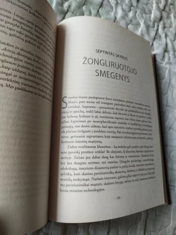 Seklumos - Nicholas Carr, knyga 5