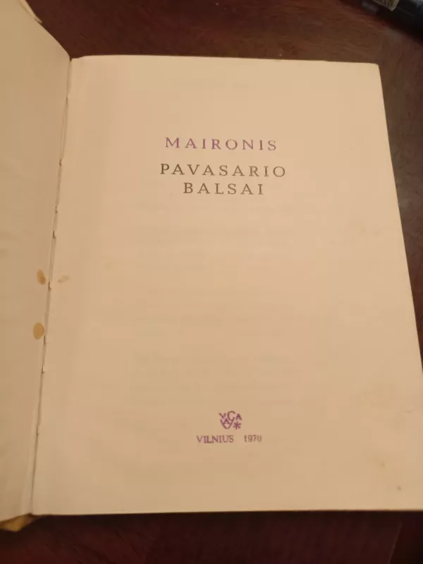 Pavasario balsai -  Maironis, knyga 3