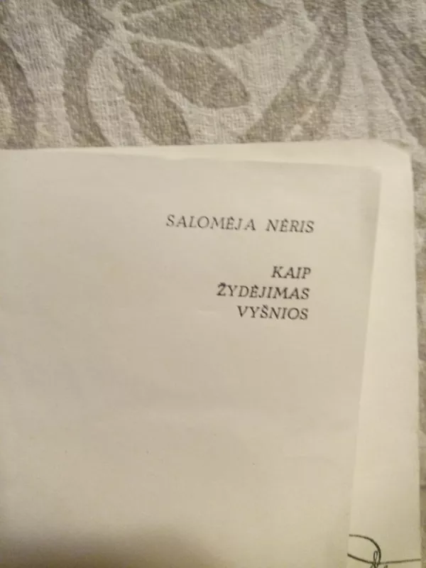 Kaip žydėjimas vyšnios - Salomėja Nėris, knyga 3