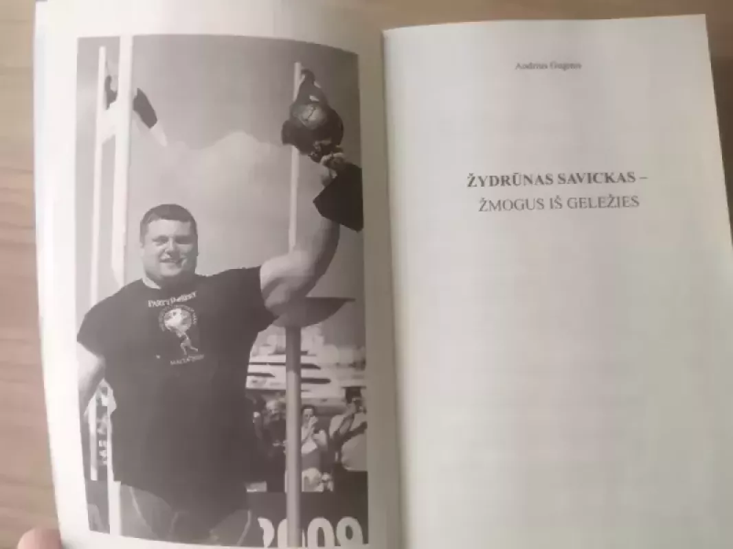 Žydrūnas Savickas-žmogus iš geležies - Andrius Guginis, knyga 4