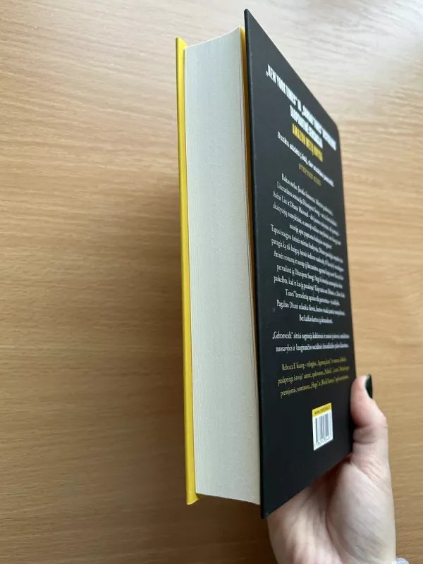 Geltonveidė - Rebecca F. Kuang, knyga 4