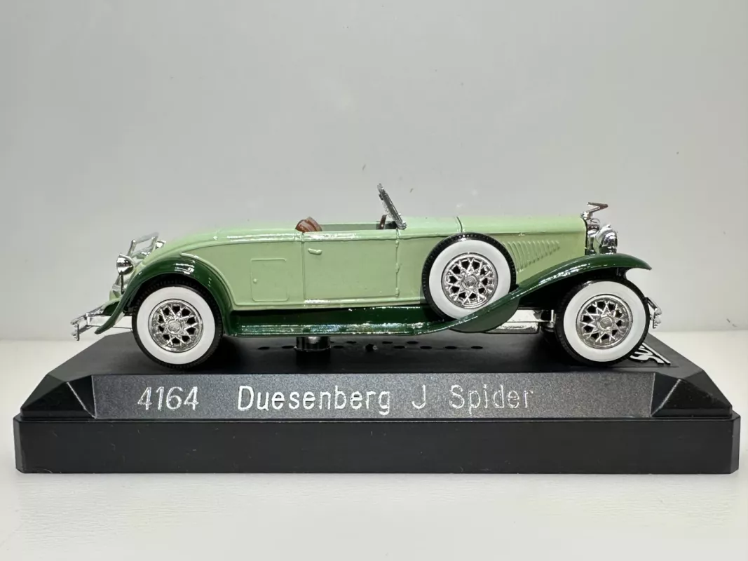 Duesenberg J Spider 1:43 Solido - , namai ir interjeras 4