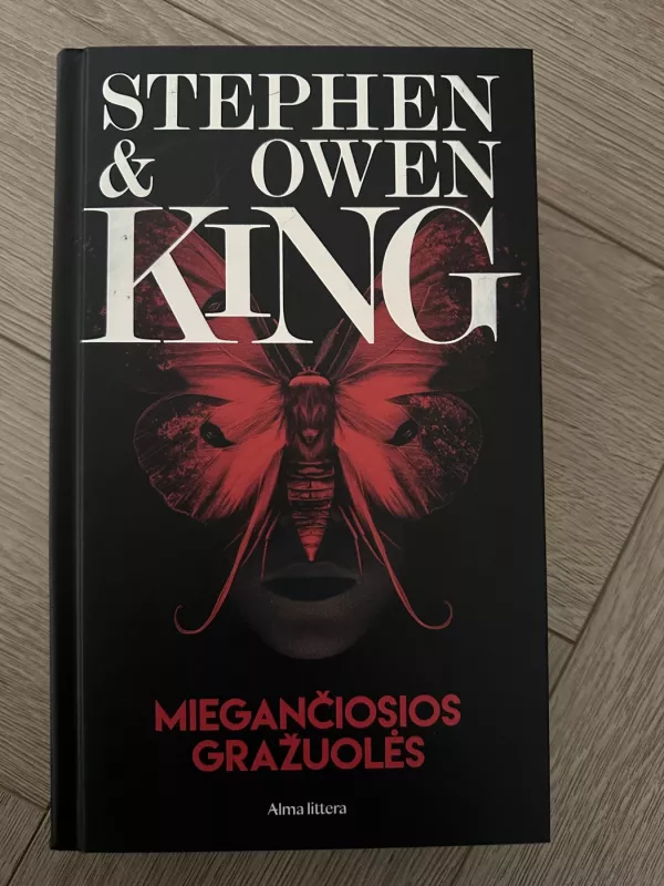 Miegancios grazuoles - S.Kingas O.Kingas, knyga 2