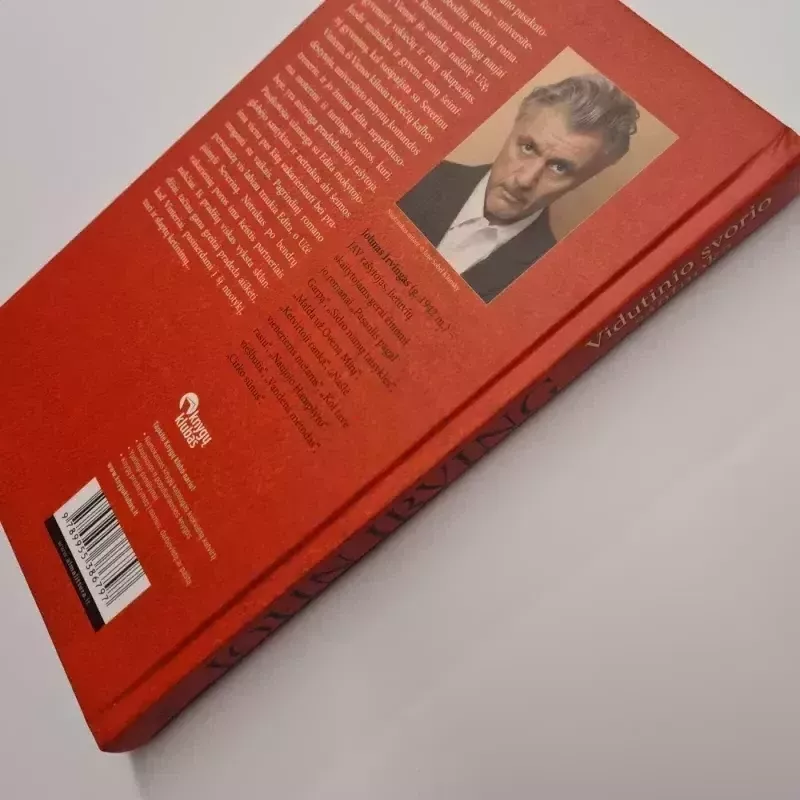 Vidutinio svorio santuoka - John Irving, knyga 6