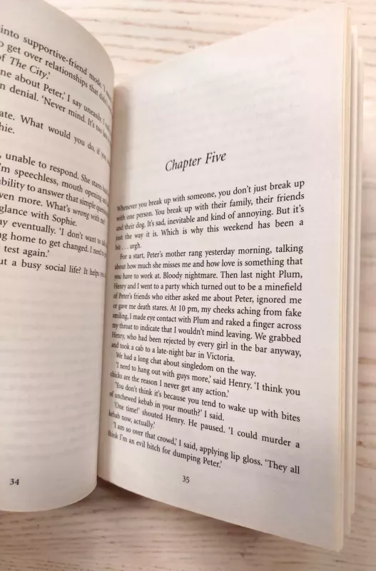 A Girl Like You Paperback by - Gemma Burgess, knyga 5