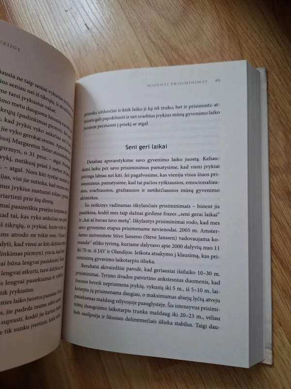 Atminties iliuzijos atminties, užmarštis ir netikri prisiminimai - Dr. Julia Shaw, knyga 3