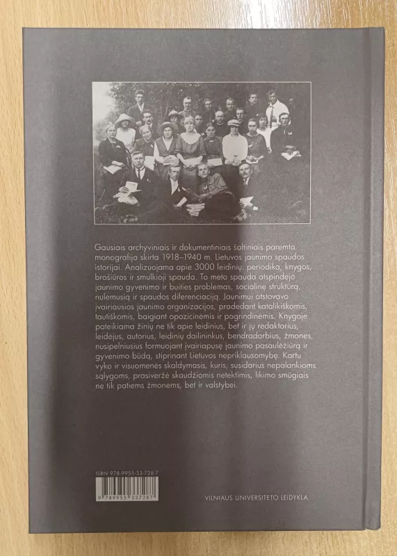 Jaunimas istorijos skersvėjuose. Lietuvos jaunimo spauda 1918–1940 metais - Žiedūnė Zaveckienė, knyga 3