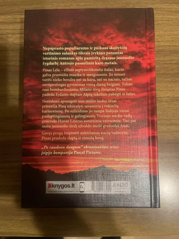 Po raudonu dangum - Mark Sullivan, knyga 3