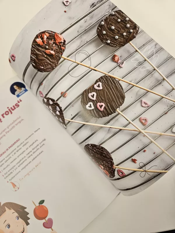 Kakė Makė. Receptai - Kristina Pišniukaitė - ŠimkienėIndrė Trusovė, knyga 3