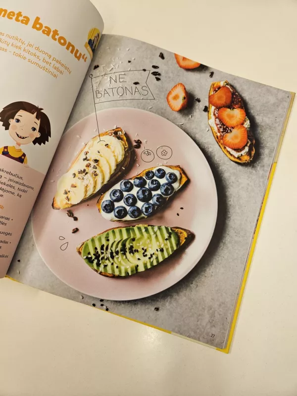 Kakė Makė. Receptai - Kristina Pišniukaitė - ŠimkienėIndrė Trusovė, knyga 4