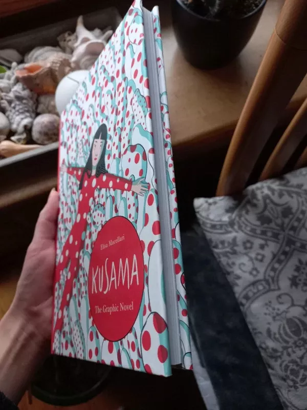 Kusama A Graphic Novel Elisa Macellari - Elisa Macellari, knyga 3