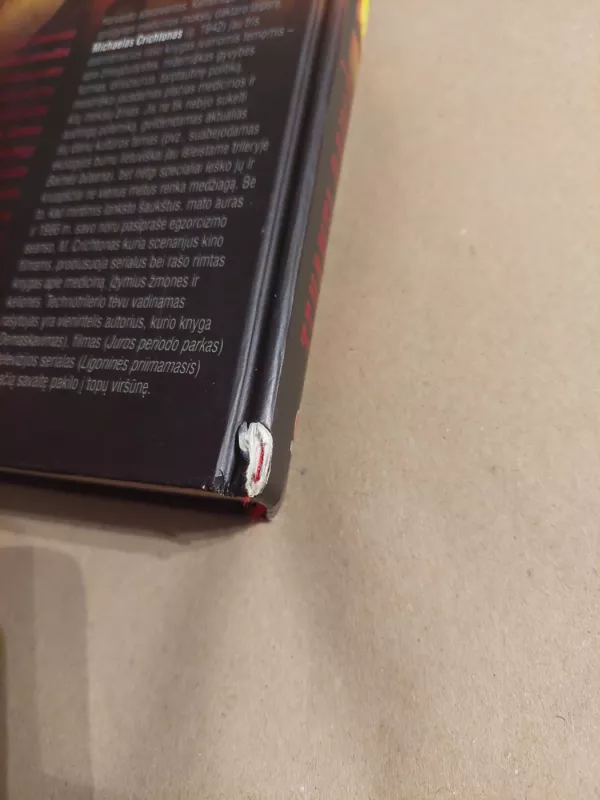 Tekanti saulė - Michael Crichton, knyga 5