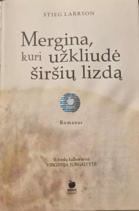 Mergina,kuri užkliudė širšių lizdą - Stieg Larson, knyga 3