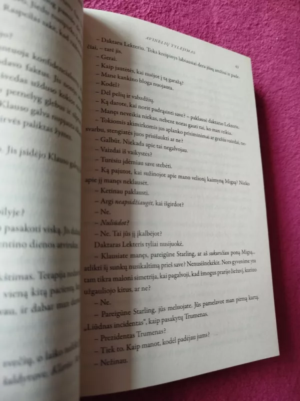 Avinėlių tylėjimas - Thomas Harris, knyga 4