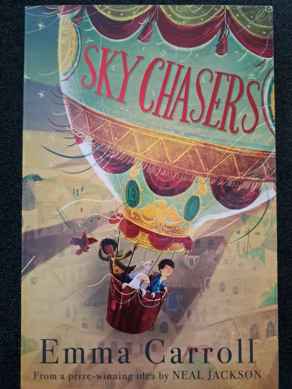 Sky chasers - Emma Carroll, knyga 2