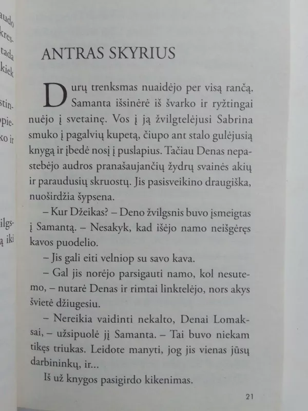 Vakarų giesmė - Nora Roberts, knyga 4