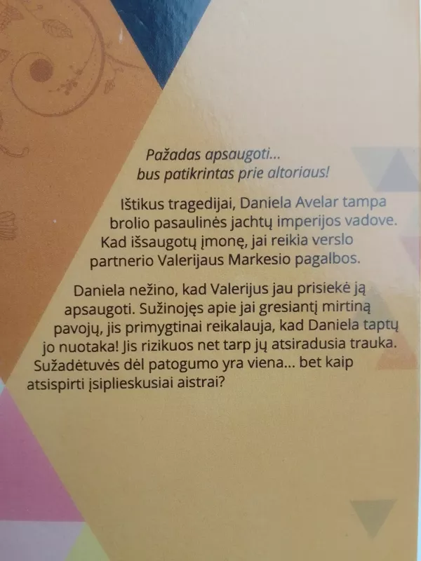 Laikytis duoto pažado - Amanda Cinelli, knyga 5