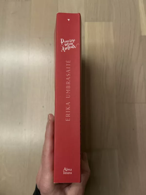 Prancūzija mon amour - Erika Umbrasaitė, knyga 4