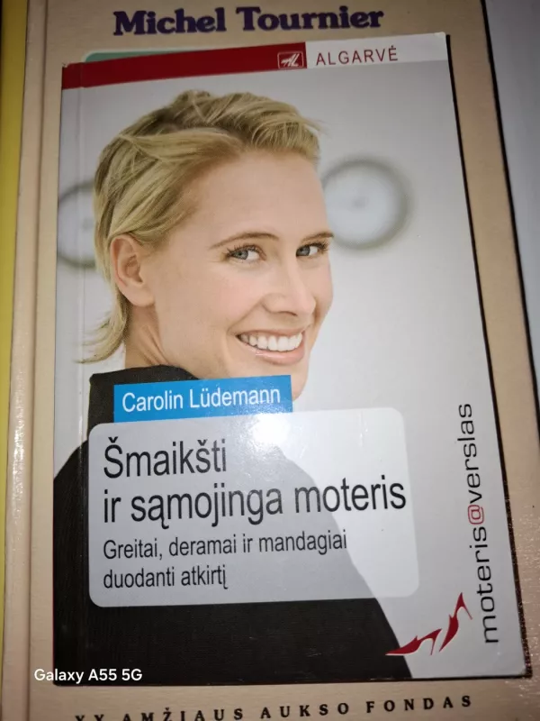 Šmaikšti ir sąmojinga moteris - Carolin Ludemann, knyga 2