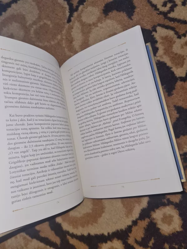 Keliai į Jo Šviesą - Barbara Stühlmeyer, knyga 3