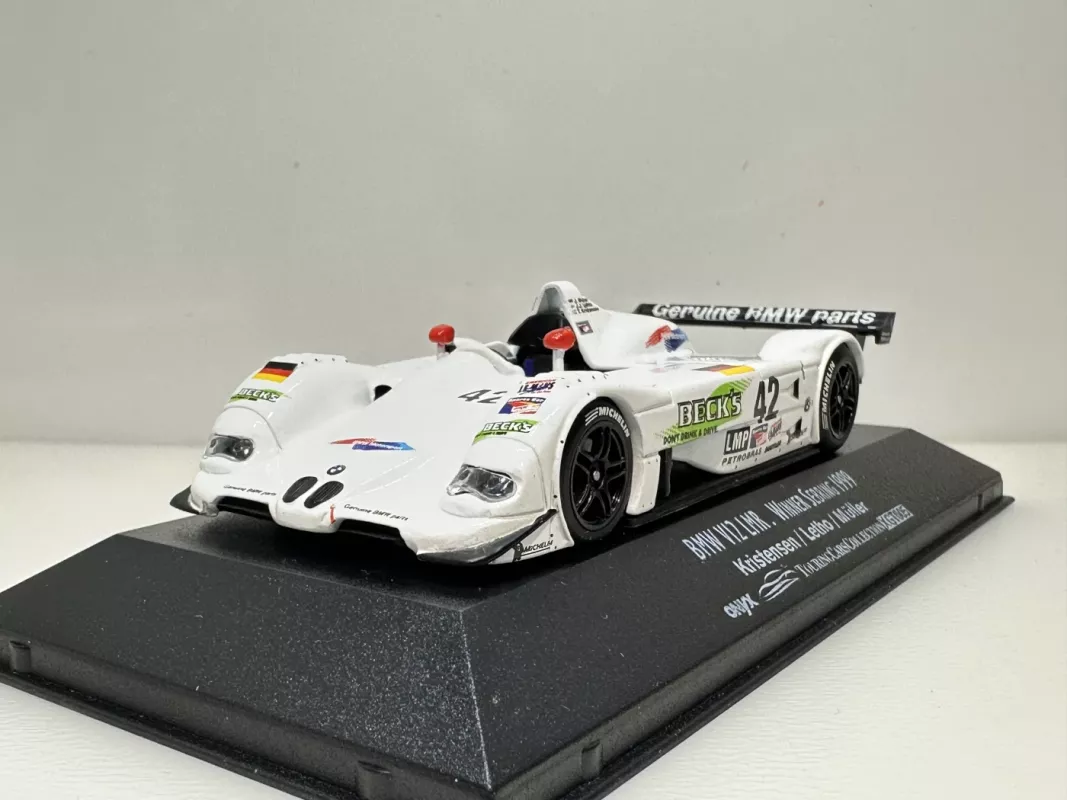 BMW V12 LMR #42 Winner Sebring 1999 1:43 Onyx - , namai ir interjeras 3