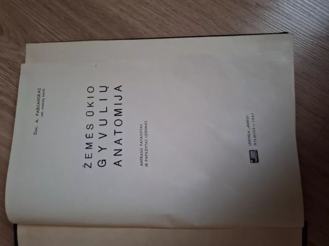 Žemės ūkio gyvulių anatomija - A. Pabijanskas, knyga 3