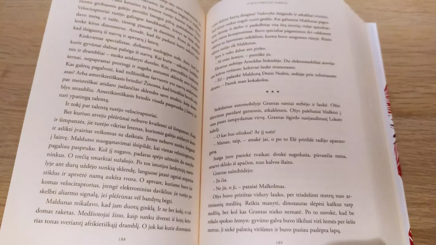 Juros periodo parkas - Michael Crichton, knyga 5