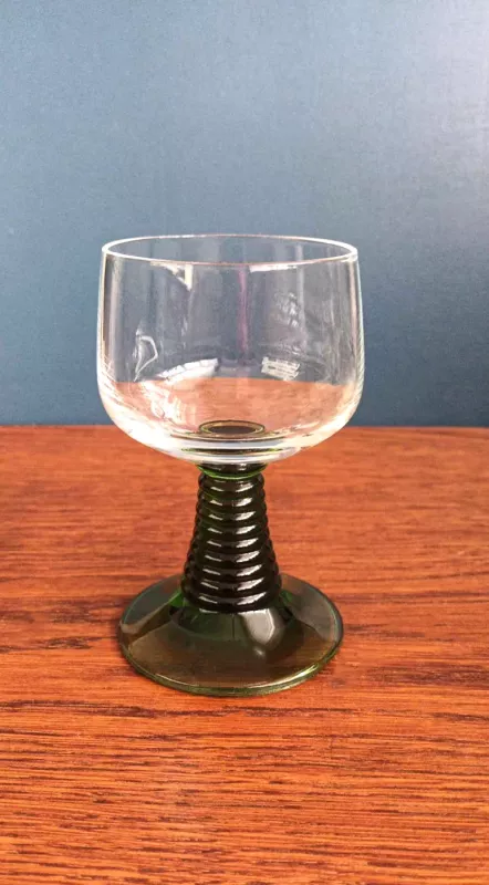 Taurės vynui su žalio stiklo kojele, 100ml, 2vnt., Dachsteiger,Vokietija - , namai ir interjeras 3