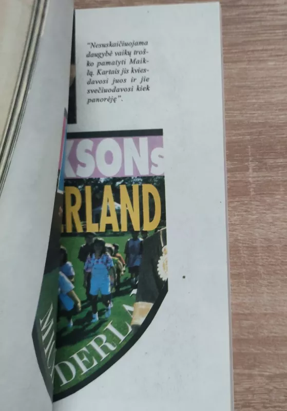 Vienišas karalius Maiklas Džeksonas - Vėjūnė Inytė, knyga 4