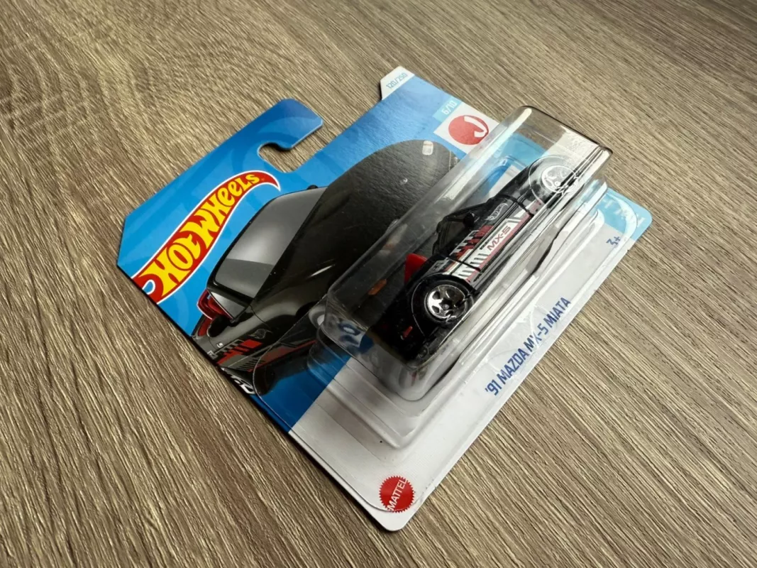 91 Mazda MX-5 Miata Hot Wheels - , namai ir interjeras 3