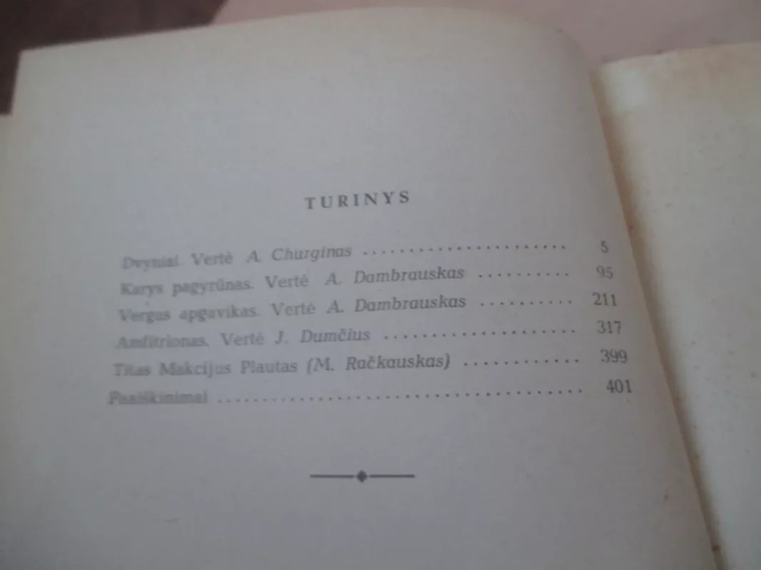 Komedijos - Titas Makcijus Plautas, knyga 4