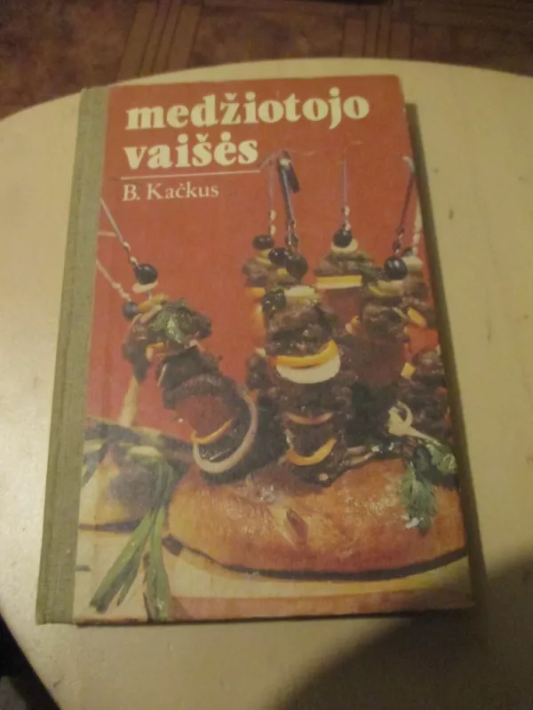 Medžiotojo vaišės - Bronius Kačkus, knyga 3
