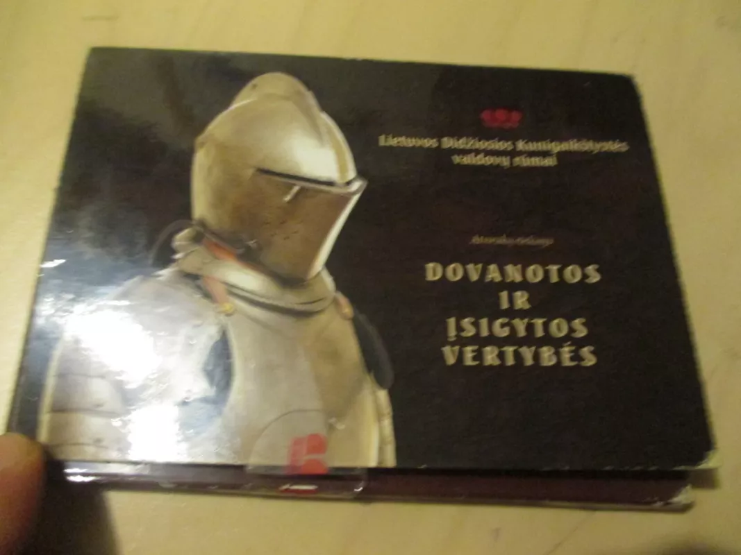 Eksponatai, 2009-2015 m. dovanotos ir įsigytos vertybės - Autorių Kolektyvas, knyga 3