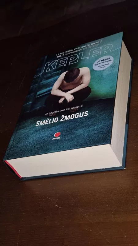 SMĖLIO ŽMOGUS - Lars Kepler , knyga 4