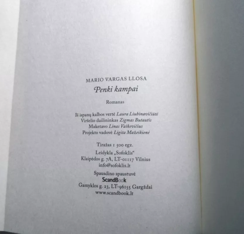 Penki kampai - Mario Vargas Llosa, knyga 5