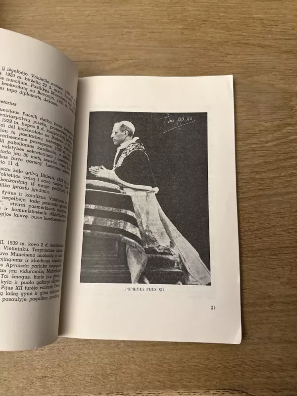 Lux Christi 1955 Kovas Nr. 1(16) - Autorių kolektyvas (įvairūs), knyga 5