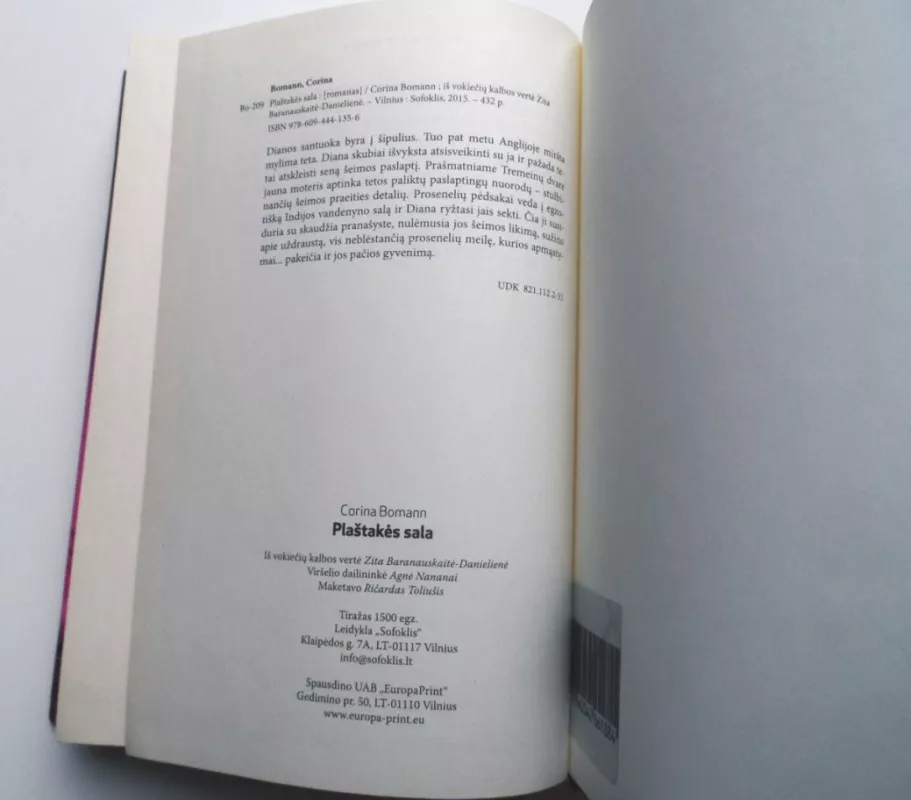 Plaštakės sala - Corina Bomann, knyga 5