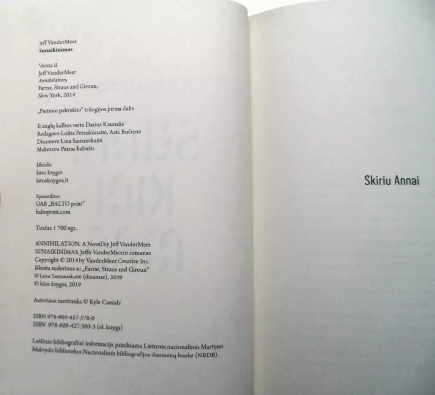 Sunaikinimas - Jeff Vandermeer, knyga 4