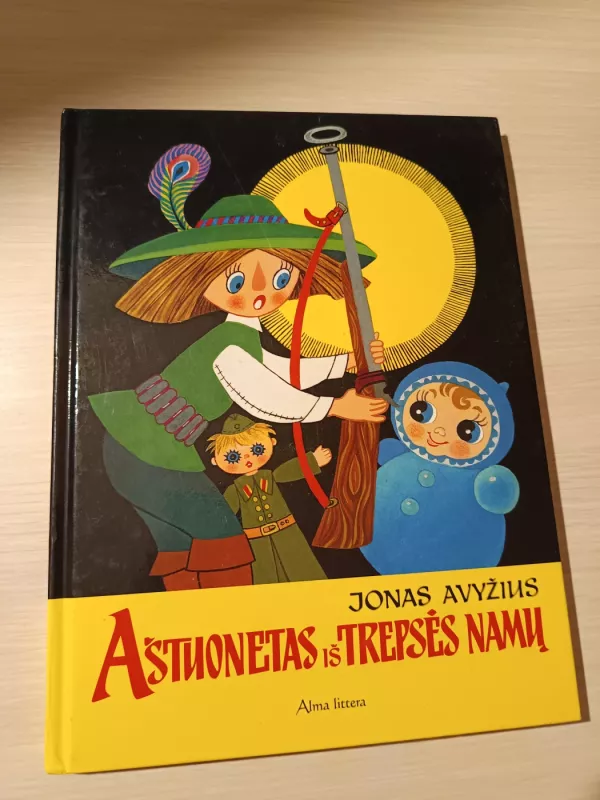Aštuonetas iš Trepsės namų - Jonas Avyžius, knyga 2