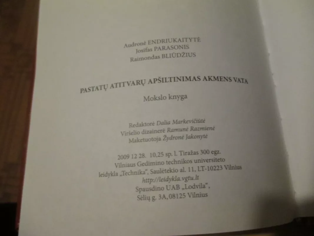 Pastatų atitvarų apšiltinimas akmens vata - Audronė Endriukaitytė, Josifas Parasonis, Raimundas Bliūdžius, knyga 4
