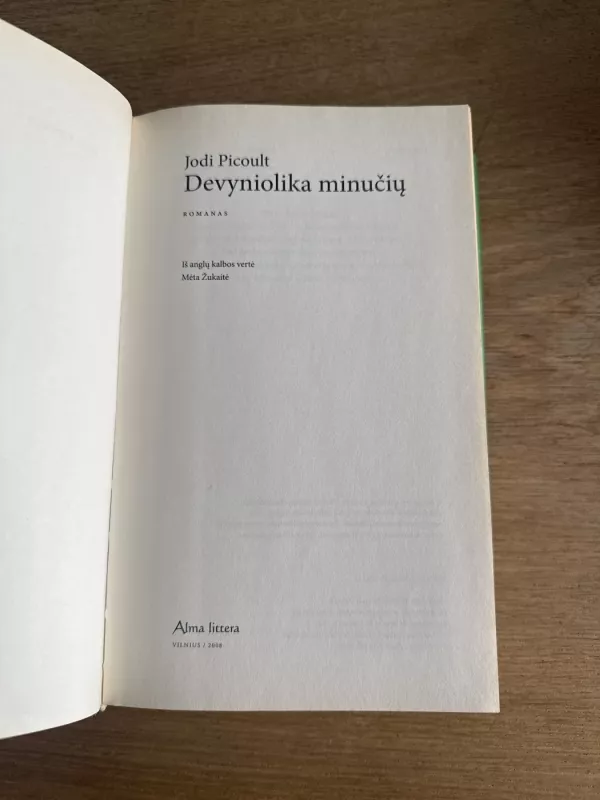 Devyniolika minučių - Jodi Picoult, knyga 3