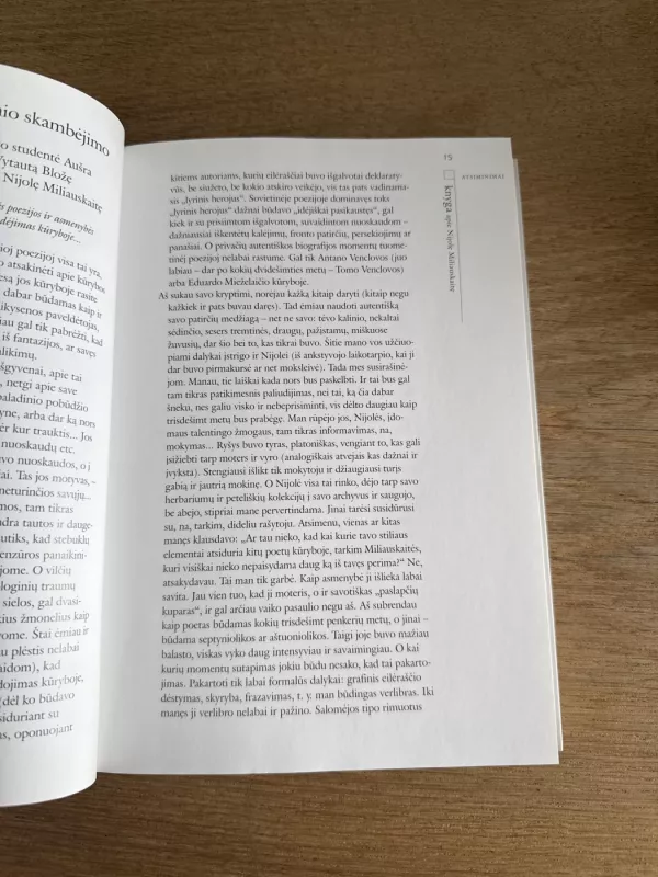 Moteris su lauko gėlėmis - Nijolė Miliauskaitė, knyga 4