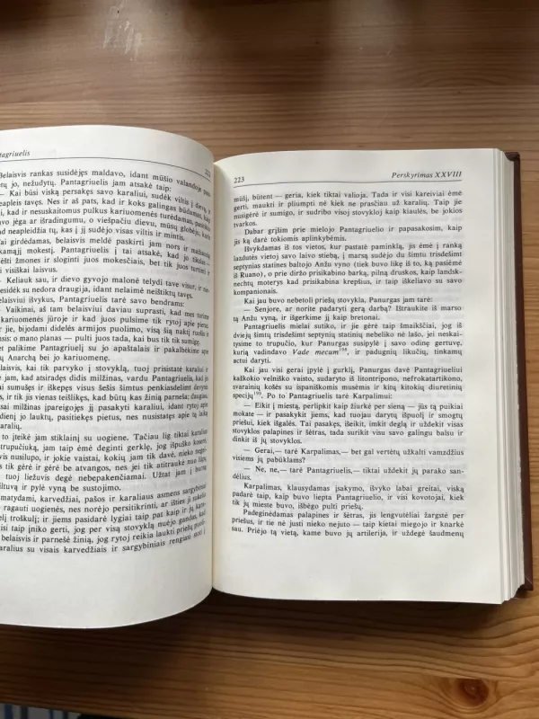 Gargantiua ir Pantagriuelis - Autorių Kolektyvas, knyga 4