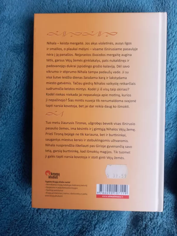 Drakono raitelė (3 knygos): Vėjų žemėje. Senaro  misija. Galio amuletas - Licia Troisi, knyga 4