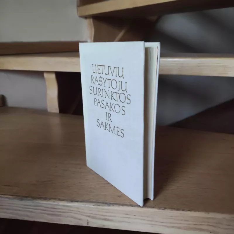 Lietuvių rašytojų surinktos pasakos ir sakmės - Parengė B. Kerbelytė, knyga 4