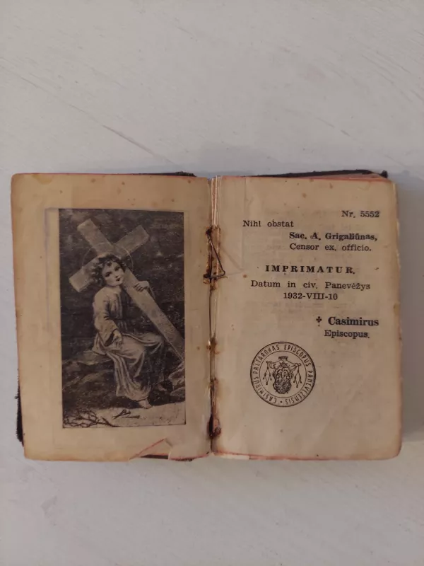 Dievas su mumis - Autorių Kolektyvas, knyga 4