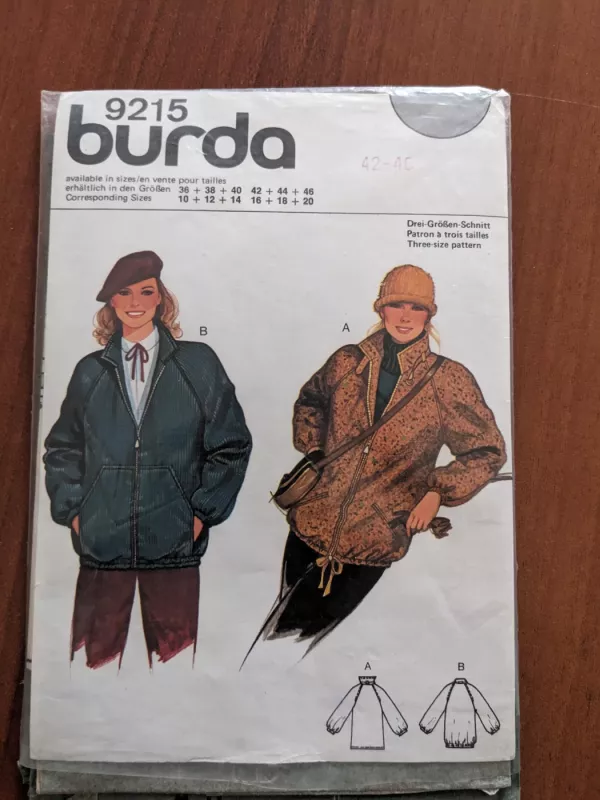 Burda. Striukės iškarpos. 42-46 dydis - Autorių Kolektyvas, knyga 3