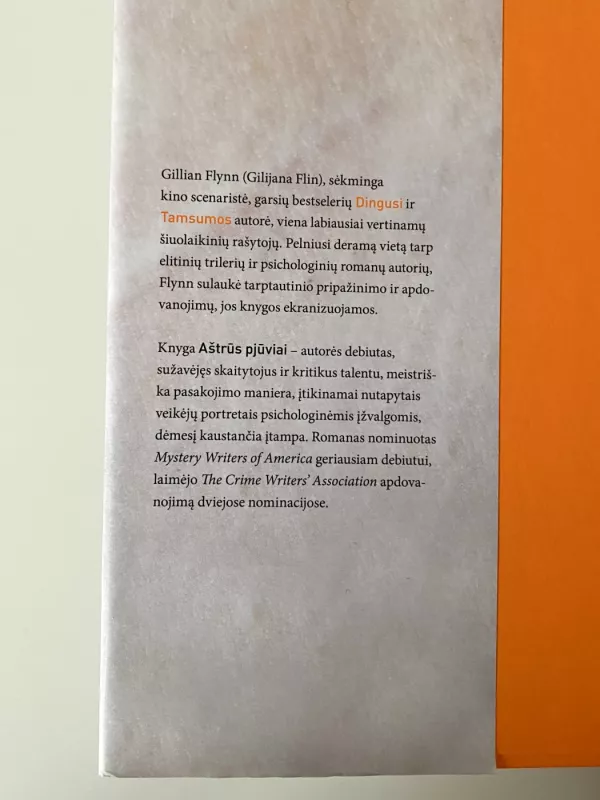 Aštrūs pjūviai - Gillian Flynn, knyga 4