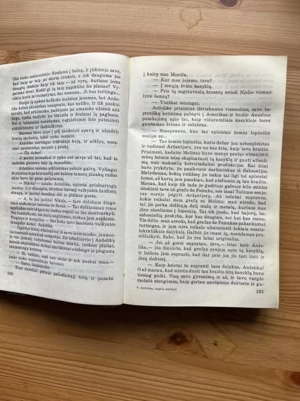 Angelų markizė. Anželika - Autorių Kolektyvas, knyga 4