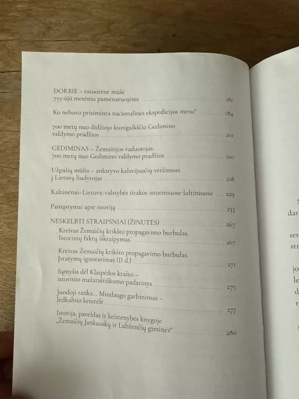 Slaptoji Lietuvos istorija. Nutylėti pasakojimai apie aisčius, pervadintus baltais - Benediktas Jankauskas, knyga 4